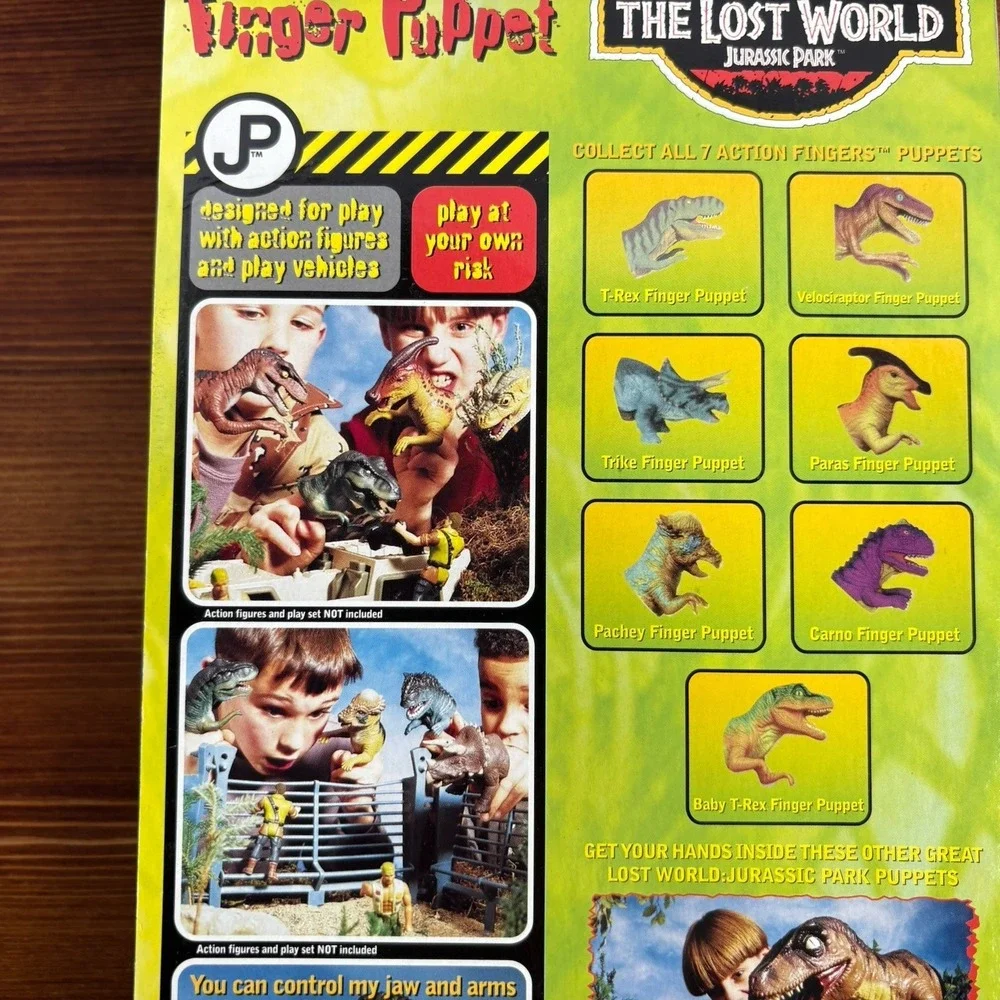 The Lost World Jurassic Park Finger Puppets‎ Action Fingers Sealed 1997
